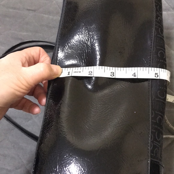 Liz Claiborne large black purse. - Picture 12 of 12